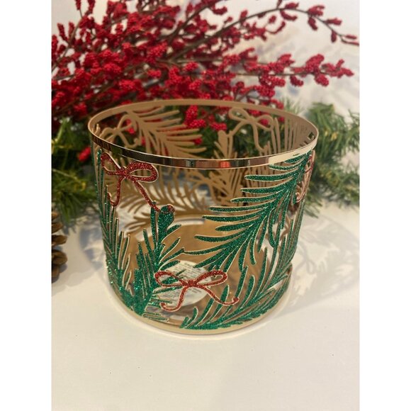 Bath & Body Works Christmas Holiday 3 Wick Candle Holder - Picture 1 of 7